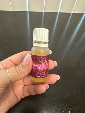 Young Living Progessence Plus Serum - Purple & Pink Label